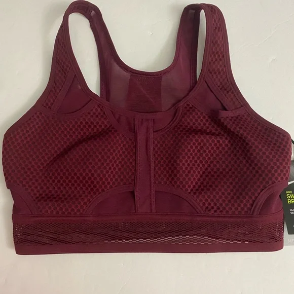 Nike Swoosh Ultrabreathe Sports Bra - Picture 4 of 6